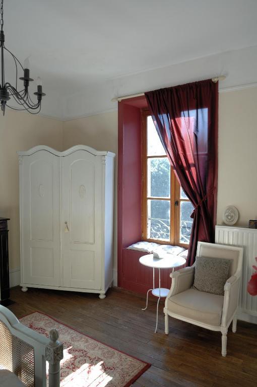 Le Moulin Des Farges Bed & Breakfast Meymac Room photo